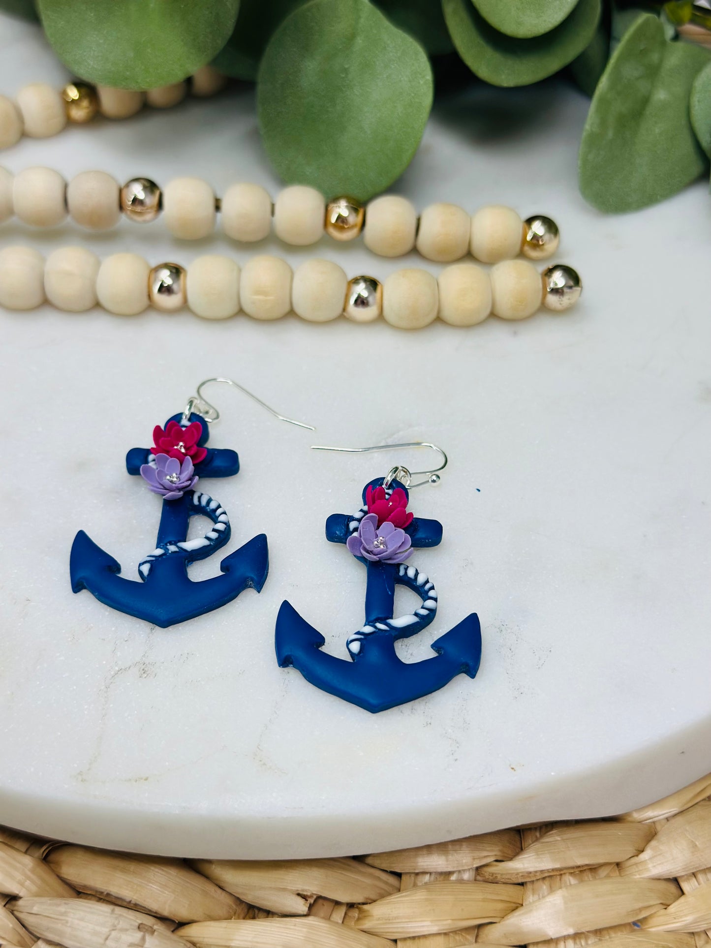 Floral anchor