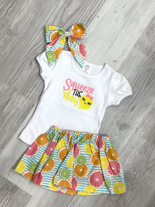 Squeeze The Day Outfit